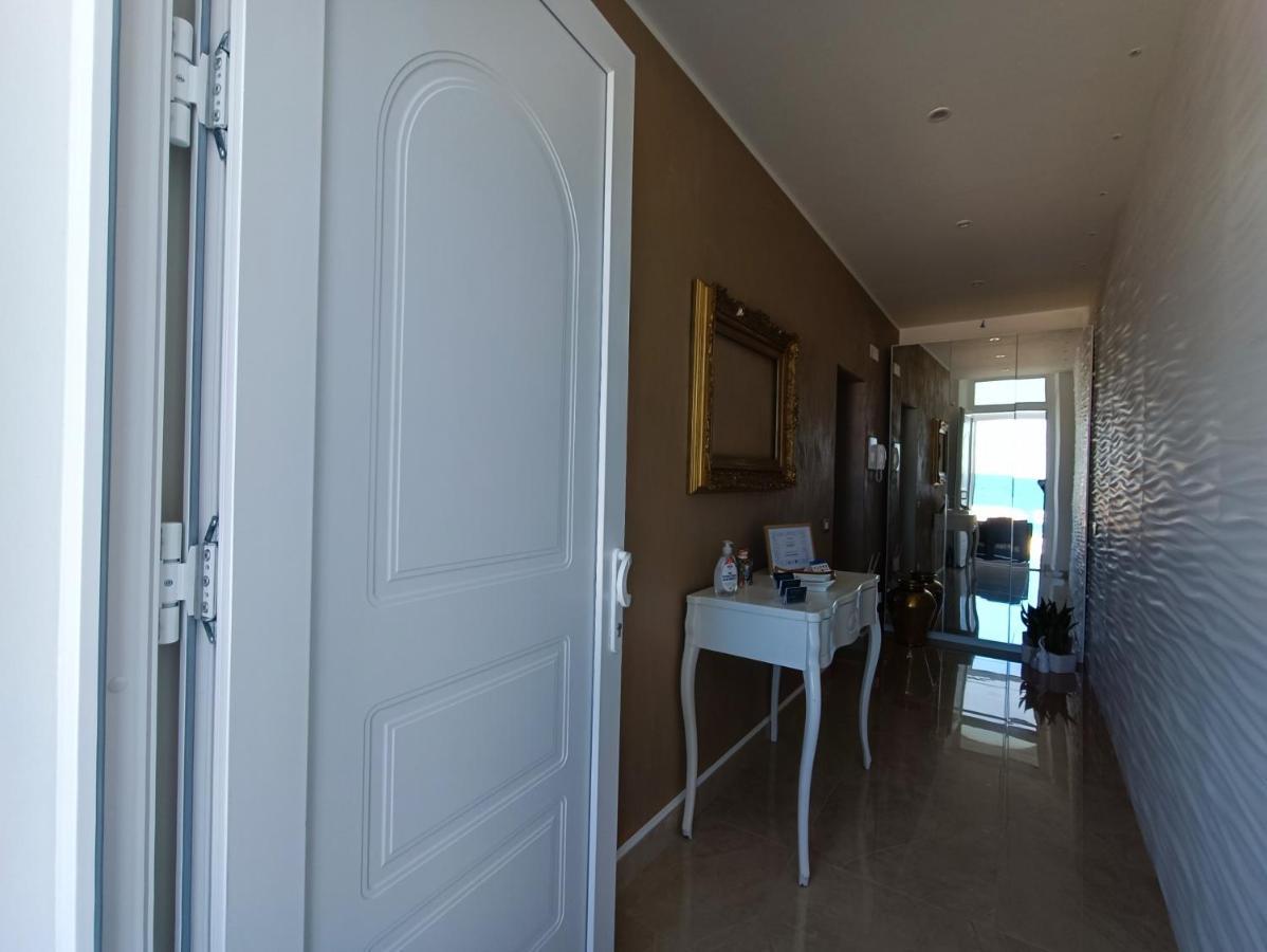 Ventidue Venti Hotel Bari Luaran gambar
