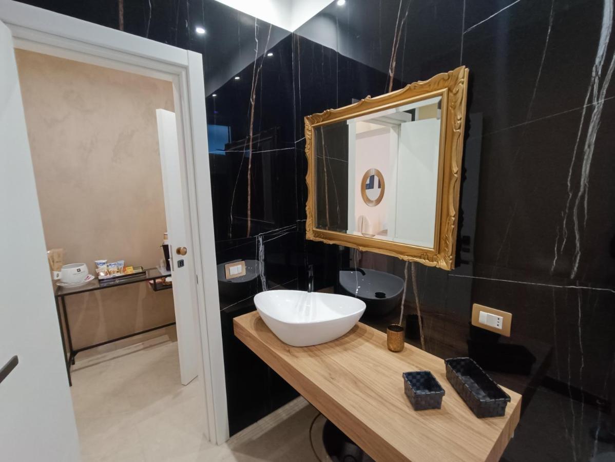 Ventidue Venti Hotel Bari Luaran gambar